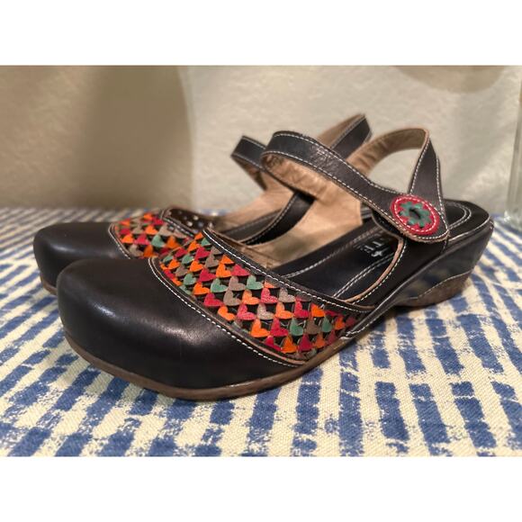 L'Artiste by Spring Step Black Leather Amour Mary Janes - Picture 3 of 9